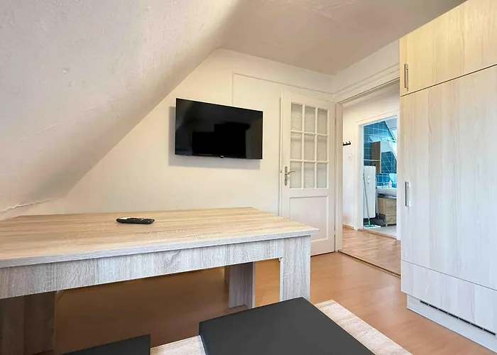 Swf123 Gemuetliche Monteurwohnung Schwarzenfeld